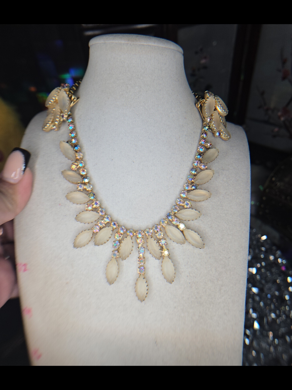 Stunning Vintage Juliana DeLizza & Elster Cream Frosted Amber AB Demi Parure Set - Picture 11 of 11